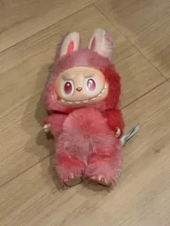 ラブブ キーホルダー 赤 着ぐるみ