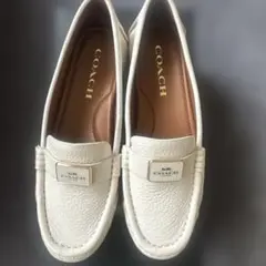 COACH ホワイト ローファー