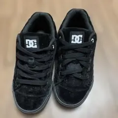 dcスニーカー