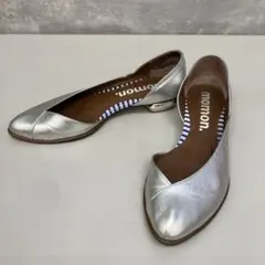 モモン パンプス ローヒール 太ヒール Vカット アシメカット ポインテッドトゥ