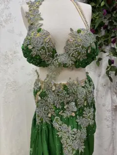 Item thumbnail for item 79a2d7a1-7035-48c6-bf47-b0b8d635c251