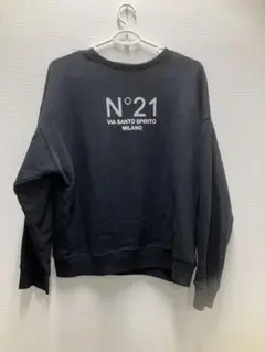 N°21 ブラック スウェット トレーナー