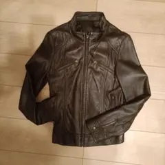 Item thumbnail for item 6e95076a-6112-465a-993a-4d027e06a69a