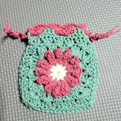 ♡ハンドメイド作品♡ 花モチーフのかぎ針編み巾着袋