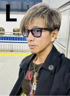 Item thumbnail for item f5a22dd7-bad9-46ed-b01e-b1d0e46fb4e8