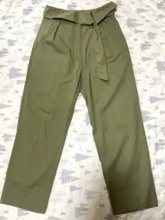 SIMPLICITE 緑のパンツ