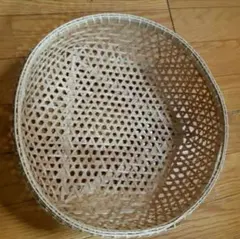 竹細工の籠　丸型大判　果物かご　洗い籠　収穫かご　民芸品　小物の収納　バスケット