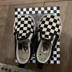 VANS チェッカーパターン スリッポン13.5cm
