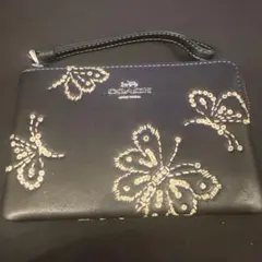 coach コーチ　ポーチ　小物ケース　ブラック　レザー　シグネチャー　ロゴ