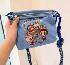 LABUBU 刺繍ショルダーバッグ 青