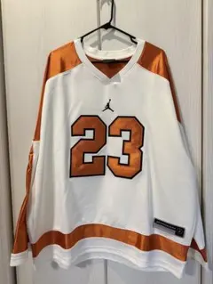 Item thumbnail for item 95d3e474-fdcb-4f6a-8ad0-c6cd17c27191