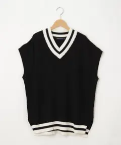 Vネック スリーブレス ニットベスト 黒/白