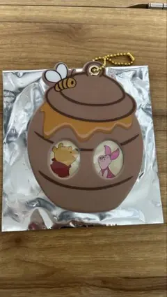 ディズニー　プーさん　シークレットフォトケース
