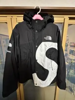 THE NORTH FACE × Supreme マウンテンパーカー