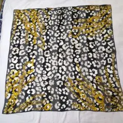 大判シルクスカーフ