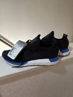【本日限定特価】新品未使用adidas SWIFT RUN 27.5cmタグ付き