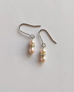 淡水パール/ピンクベージュのピアス/樹脂フック/ノンホール/サージカルステンレス