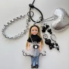 バービーキーホルダー　バービー　ドールチャーム Barbieバッグチャーム