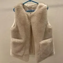 ZARA ファーベスト 6-7歳 クリーム色