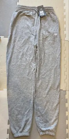 New Balance スウェットパンツ　グレー Sサイズ　新品タグ付き