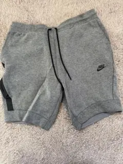 NIKE グレー ショートパンツ 値引き可