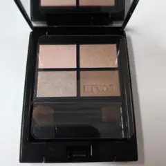 エトヴォス ミネラルクラッシィシャドー / ステディベージュ