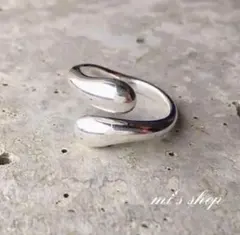 Item thumbnail for item 81074550-3c24-4daa-a8ec-d00e4a5c9db9