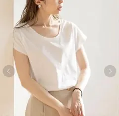 NOBLE イスラエルピマテンジクUネックTシャツのサムネイル