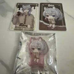 カラフルピーチ　どぬくさん　バレンタイン　アクスタフィギュア　カード