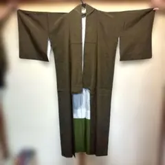 女性用 着物 袷 小紋 身丈155cm カーキ 茶系 地模様 抹茶色八掛 和装