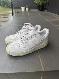 NIKE AIR FORCE 1 ホワイト 24.5cm