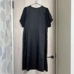 ストライプ柄 ブラック 半袖ワンピース