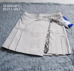 BURBERRY BLUE LABEL Unused Pleated skirt