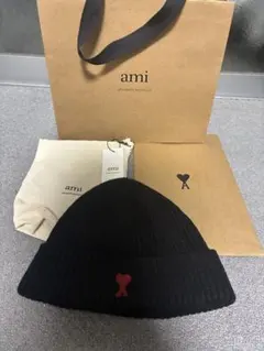 Ami Paris ニット帽　アミパリス　新品のサムネイル