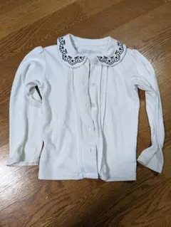 ホワイト長袖シャツ 模様襟