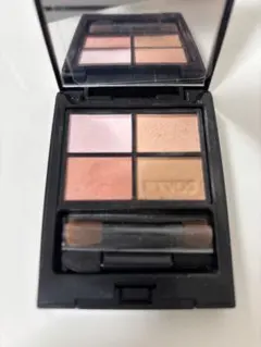 エトヴォス ミネラルクラッシィシャドー シフォンアンサンブル