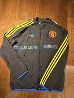 adidas マンチェスター・ユナイテッド ジャケット