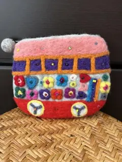 羊毛フェルトカラフルポーチ新品未使用