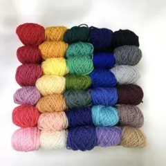 632/ 中細ウール100%＊小さい巻き32色まとめ売り