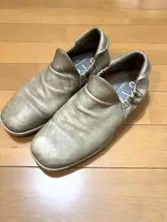 D’ICI　ディッシィ 軽量ソフトレザー　フラット　パンプスシューズ　23.5のサムネイル