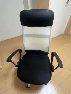 エルゴノミックデザイン デスクチェア 黒と白