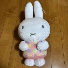 ミッフィー 特大サイズ　ぬいぐるみ　カラフルフルーツのサムネイル