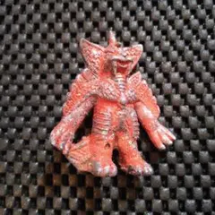 稀少【当時モノ】流星人間ゾーン 磁石 怪獣消しゴム モグランダ二代目