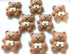 ベビーくまちゃんの貼り付けパーツ⭐️８個セット