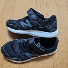 23センチ スニーカー