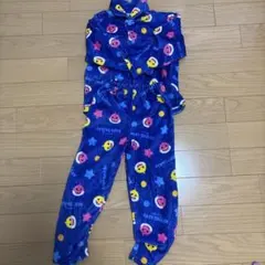 ベイビーシャーク パジャマ 120