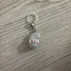 エスターバニー クリームバニーBガチャガチャ めじるしアクセサリー