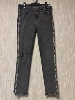 ZARA ダークグレー スキニーデニム