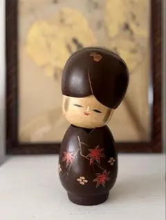 【希少・重量感あり】創作こけし 有馬 在銘 秋模様 21cm 茶塗り 伝統工芸