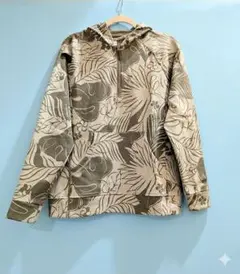 adidas　ゴルフ　ハーフジップパーカー　UPF 50　パーカー　ボタニカル柄